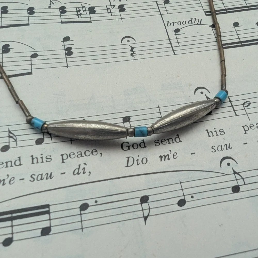 Elegant Blue and Silver Necklace - Picture 11 of 12